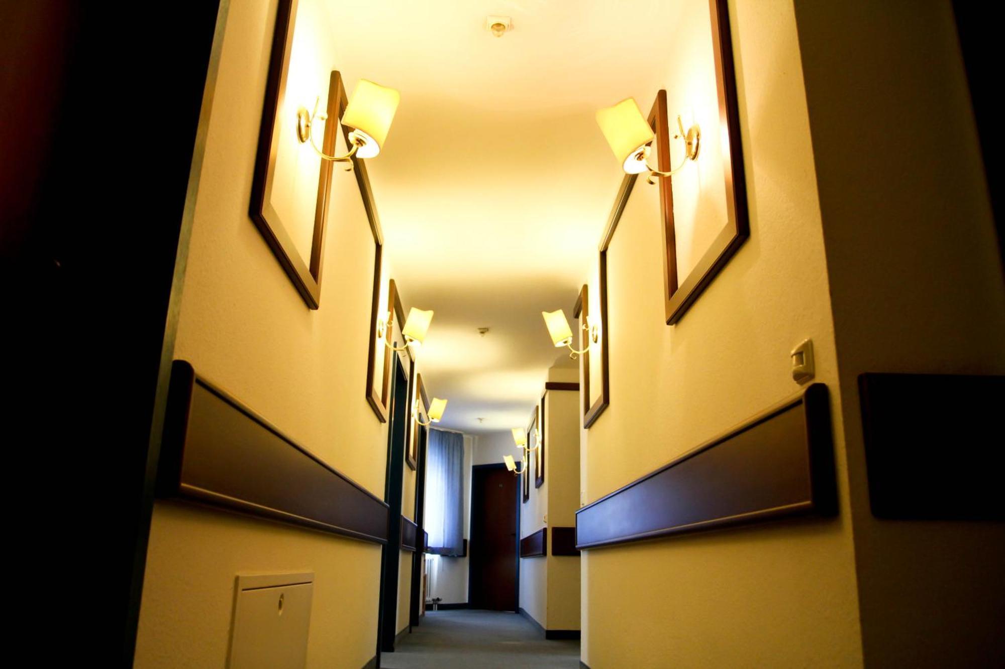 בול Hotel Garni Italia מראה חיצוני תמונה