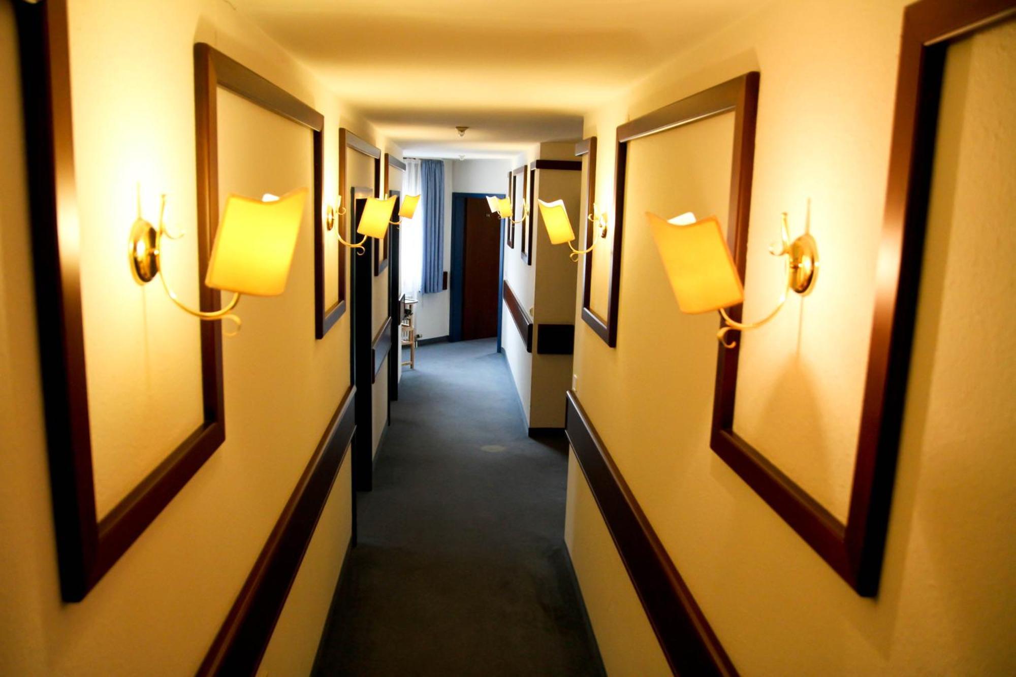 בול Hotel Garni Italia מראה חיצוני תמונה