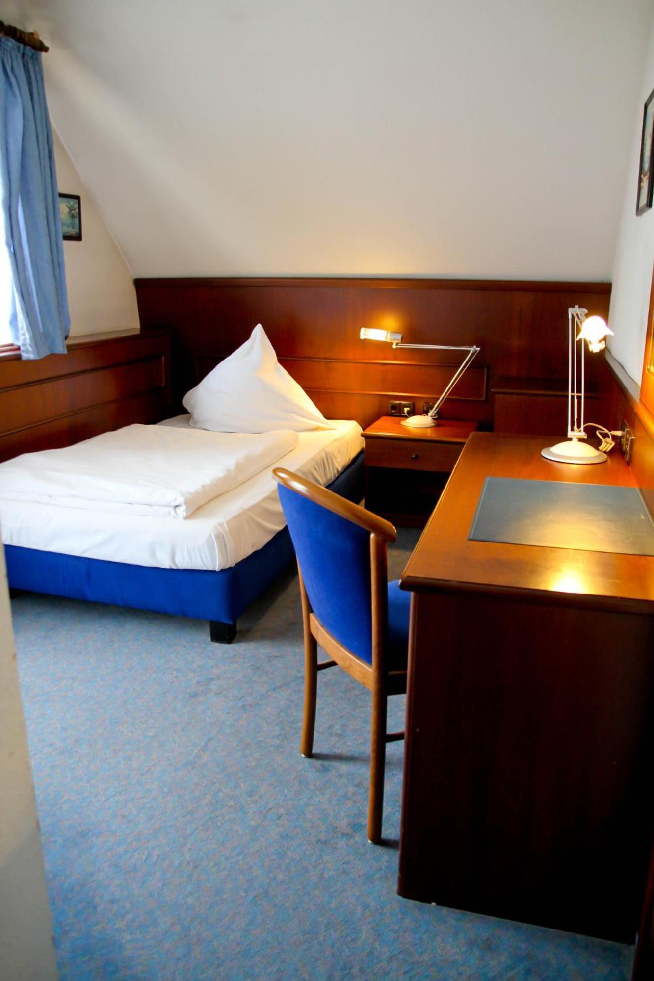 בול Hotel Garni Italia מראה חיצוני תמונה
